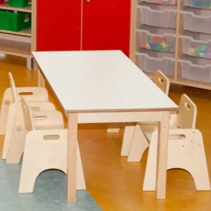 40cm Magnolia Rectangle Table &4 *20cm wobbler chairs